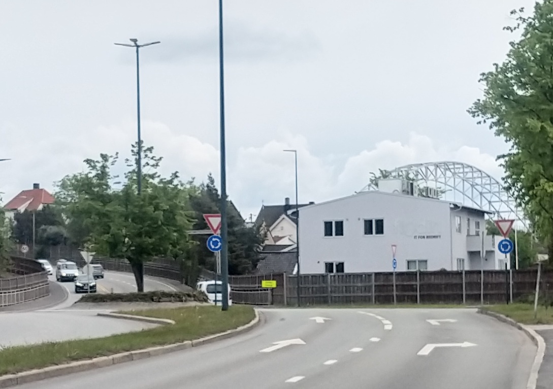 Farlige trafikkforhold på Fredrikstadbrua, mener Laabak